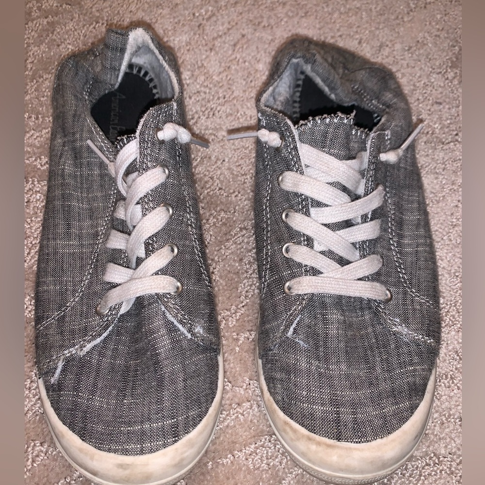 AE  slip on shoes